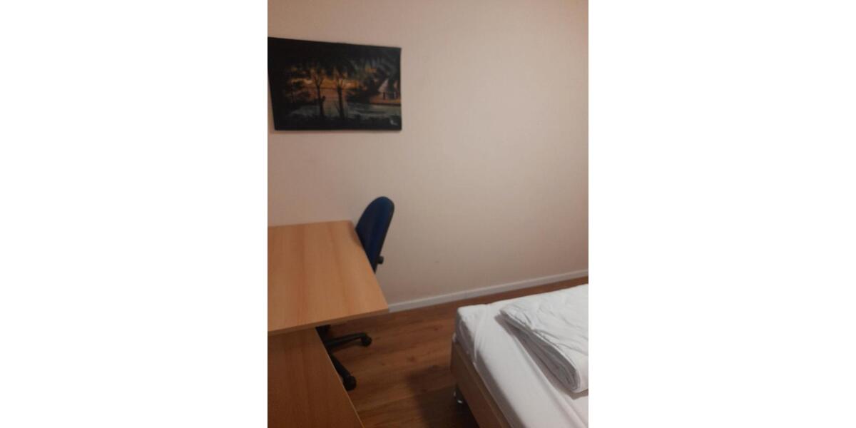 Wohnen auf Zeit Untermeitingen - 1 Zimmer, 12 m&sup2;, 600&euro; | Angebot:26613330