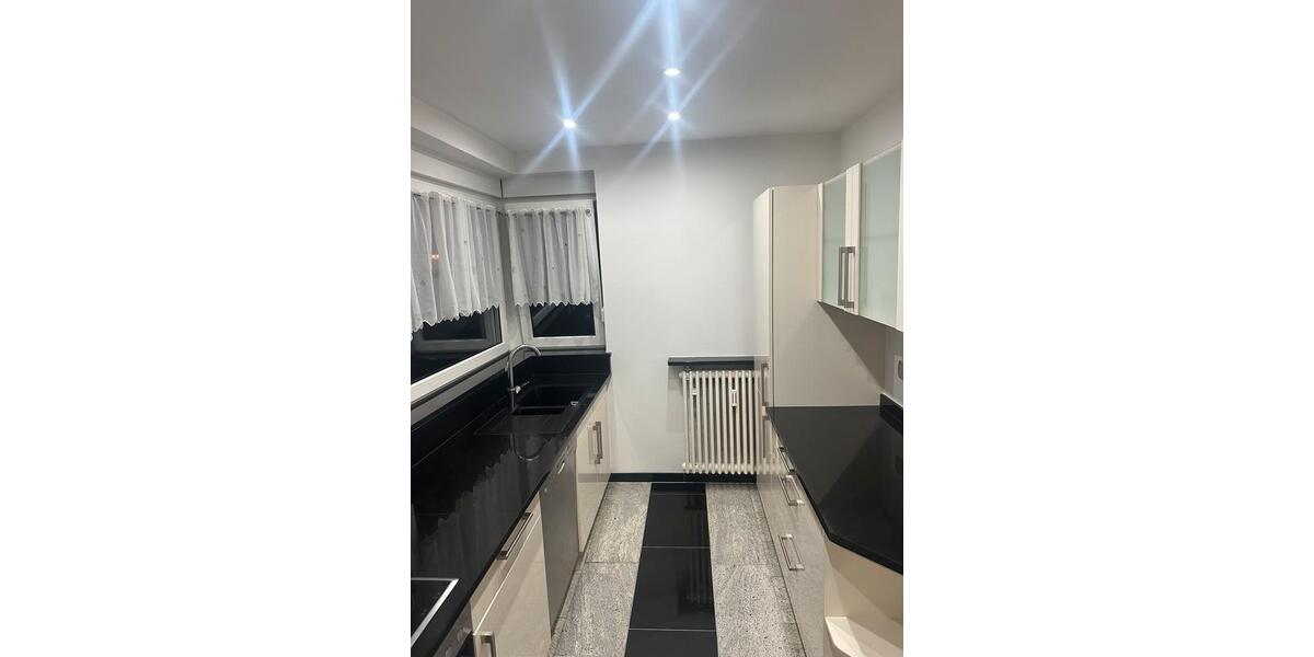 Etagenwohnung Karlsruhe Beiertheim-Bulach - 4 Zimmer, 92 m&sup2;, 1.600&euro; | Angebot:25964376