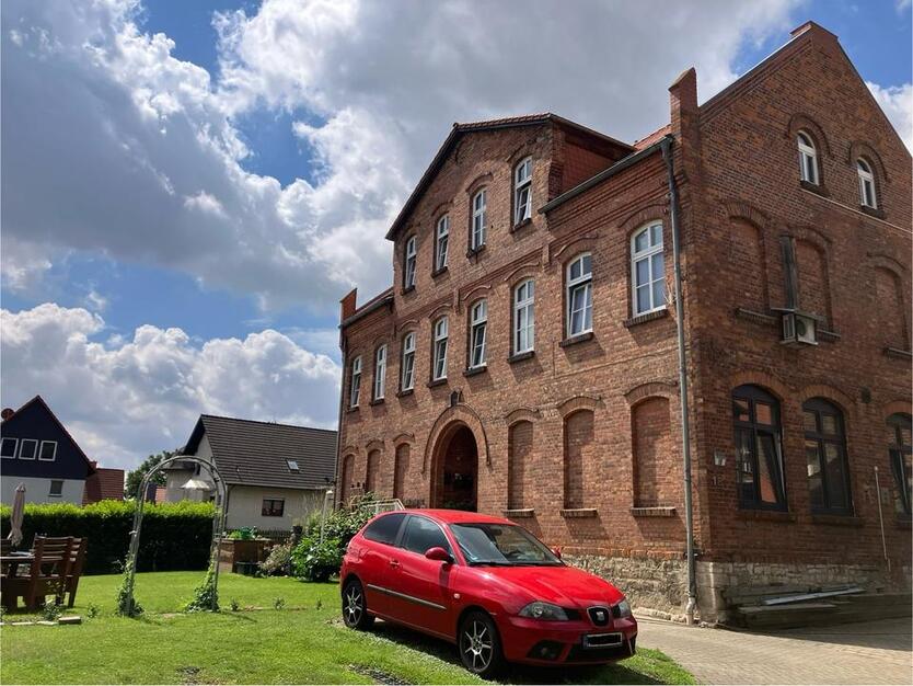 Helle 5-Zimmer-Wohnung mit Ausblick ins Harzvorland - in 38822