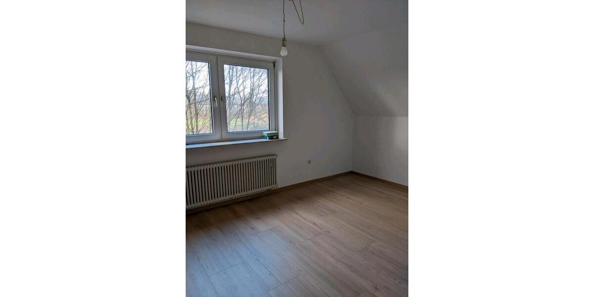 Einfamilienhaus Süderbrarup - 4 Zimmer, 147 m&sup2;, 1.400&euro; | Angebot:26002024