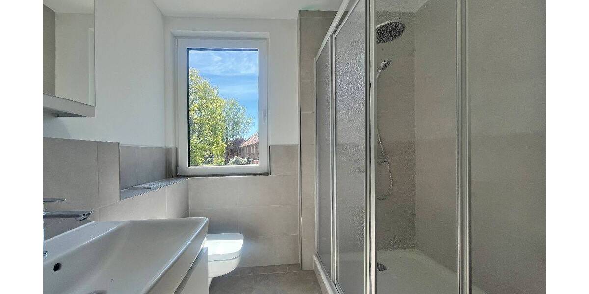 Reihenmittelhaus Hamburg Rahlstedt - 4 Zimmer, 115 m&sup2;, 2.700&euro; | Angebot:26733433