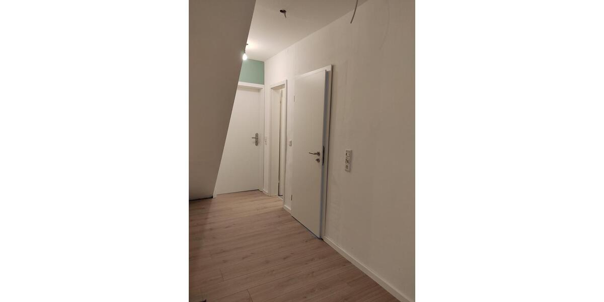 Etagenwohnung Ansbach - 5 Zimmer, 114 m&sup2;, 1.000&euro; | Angebot:26033210