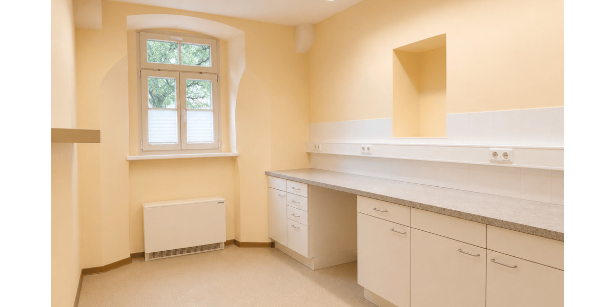 Gewerbeobjekt Bad Langensalza Ufhoven - 9 Zimmer, 133 m&sup2;, 1.200&euro; | Angebot:26657173