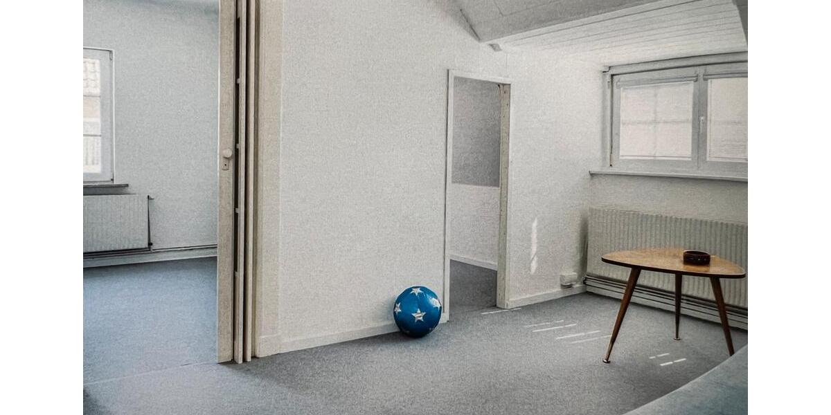 Etagenwohnung Reinbek - 5 Zimmer, 141 m&sup2;, 1.800&euro; | Angebot:25319833