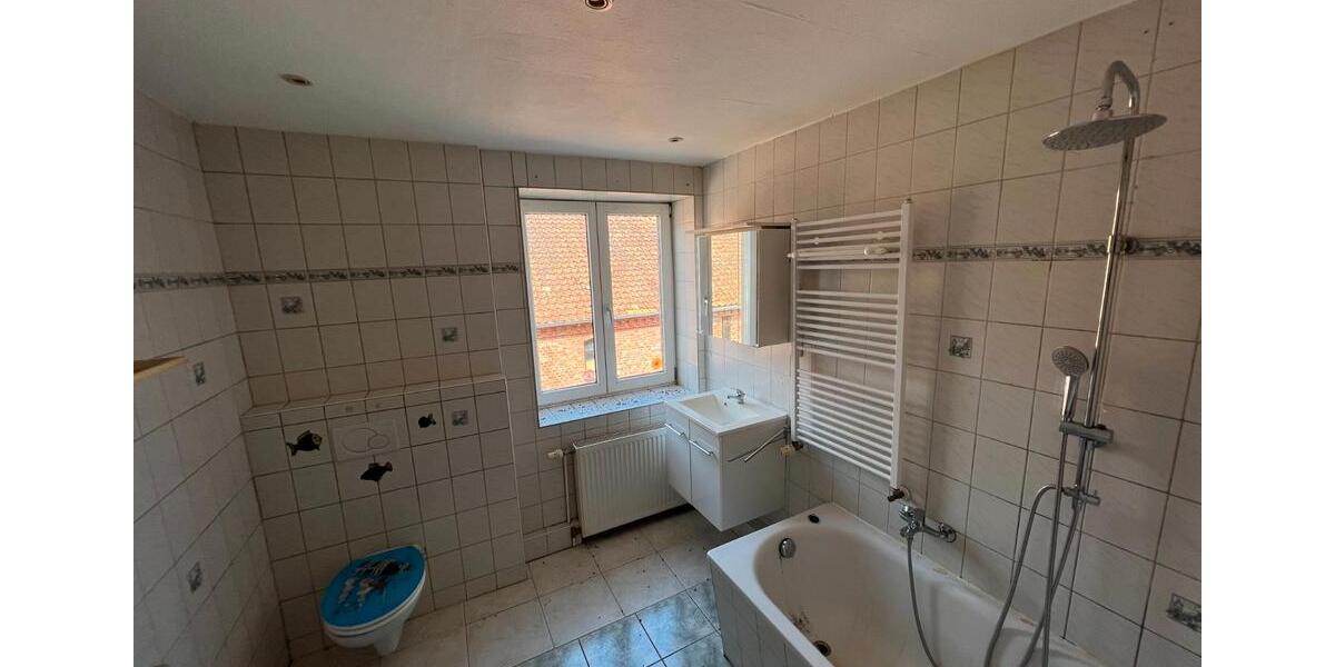 Etagenwohnung Hötensleben - 4 Zimmer, 100 m&sup2;, 300&euro; | Angebot:26295213