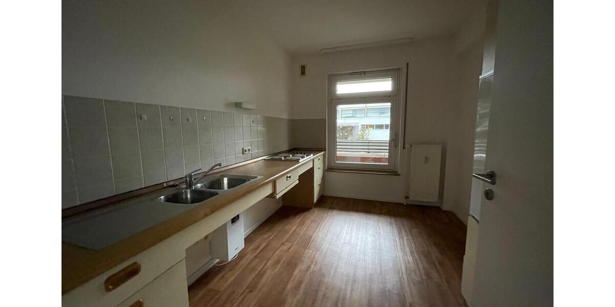 Große 2-Zimmer-Wohnung für Senioren! WBS erforderlich zimmer