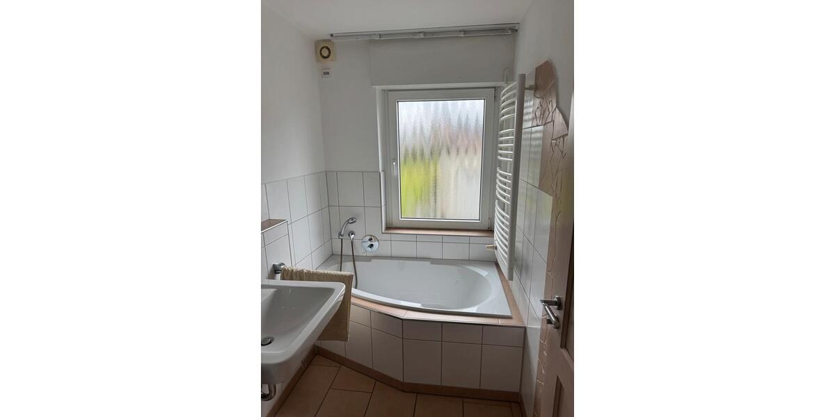 Erdgeschoßwohnung Melle - 4 Zimmer, 95 m&sup2;, 900&euro; | Angebot:26342415