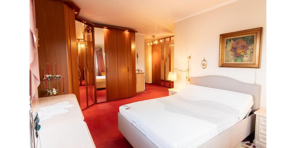 Erdgeschoßwohnung Malente - 3 Zimmer, 168 m&sup2;, 1.800&euro; | Angebot:25809398