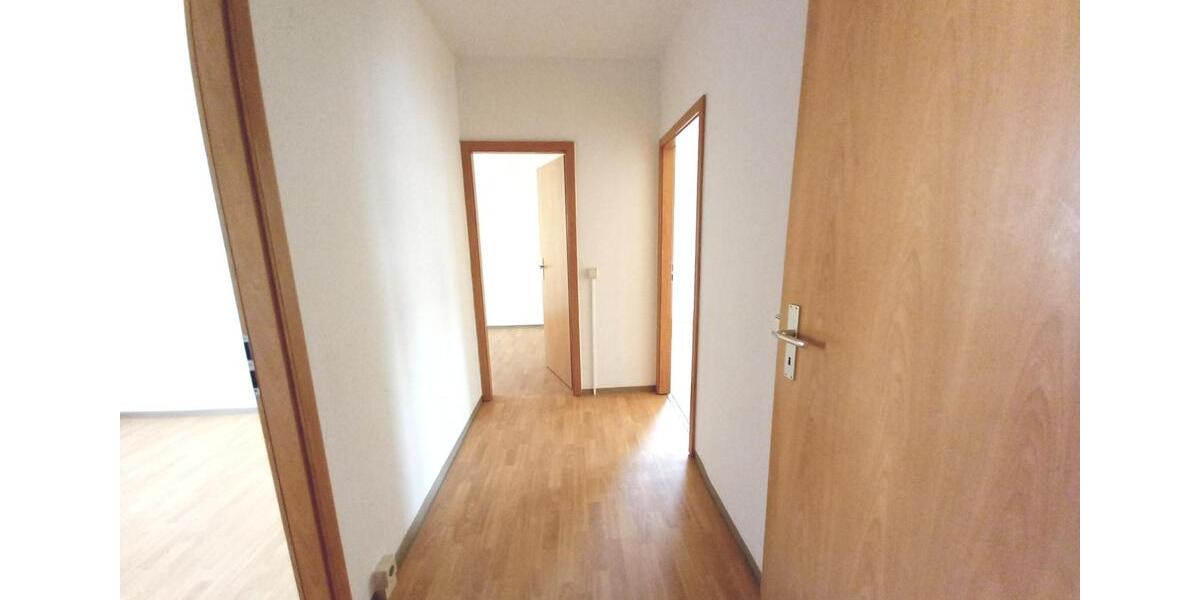 Etagenwohnung Schmalkalden - 3 Zimmer, 64 m&sup2;, 352&euro; | Angebot:25916927
