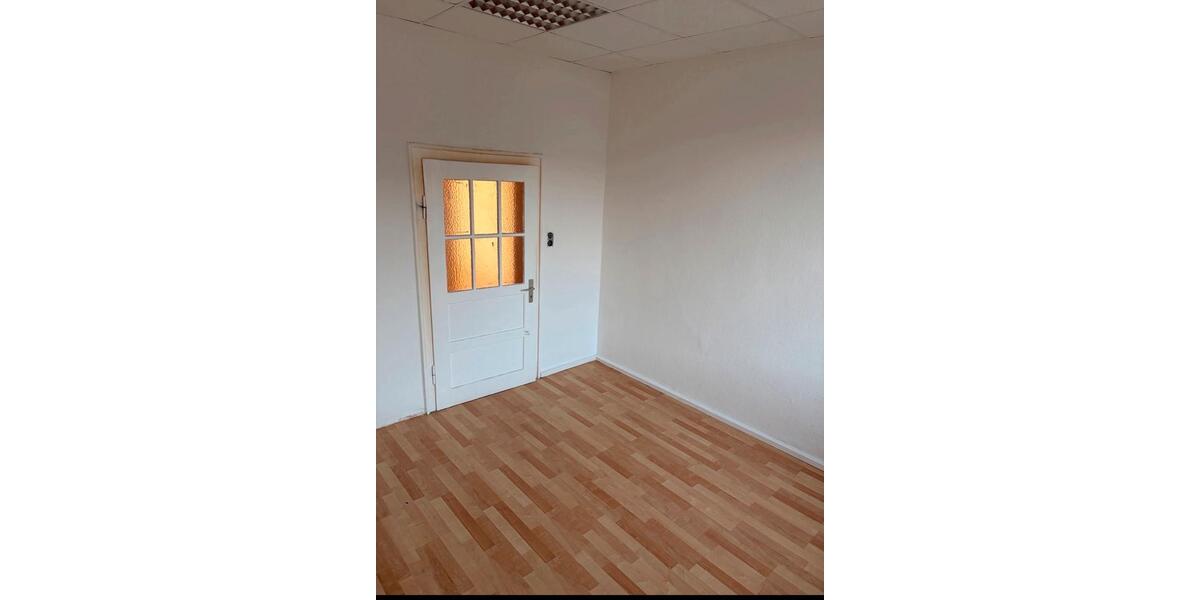 Etagenwohnung Kassel Bettenhausen - 4 Zimmer, 115 m&sup2;, 490&euro; | Angebot:24830012