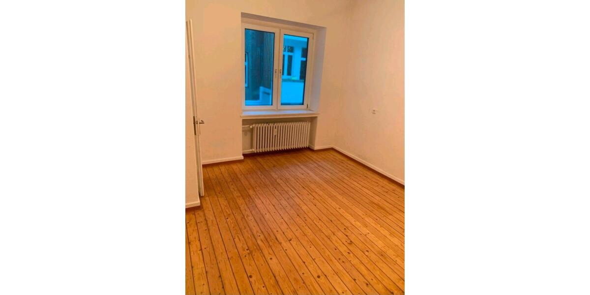 Hochparterre Duisburg - 2 Zimmer, 67 m&sup2;, 735&euro; | Angebot:26652891