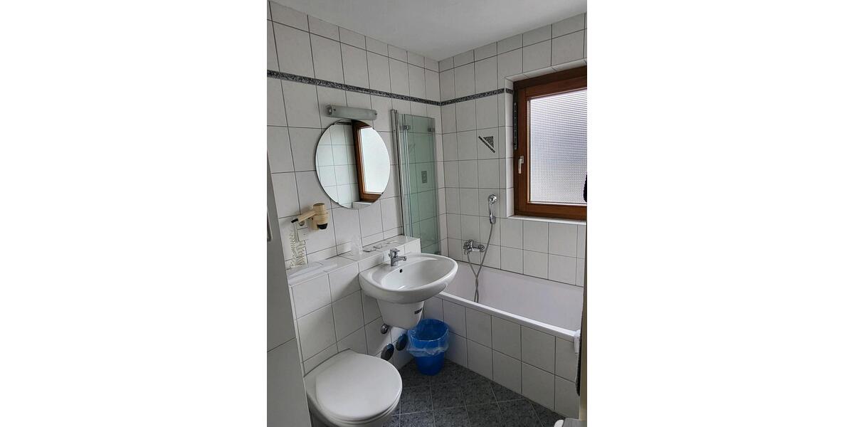 Etagenwohnung Böblingen - 1 Zimmer, 34 m&sup2;, 1.100&euro; | Angebot:24627406