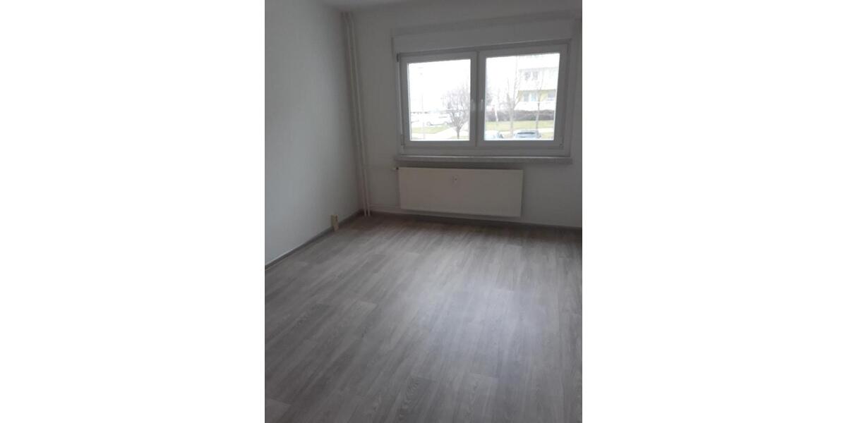Etagenwohnung Bernburg (Saale) - 3 Zimmer, 71 m&sup2;, 495&euro; | Angebot:25251285