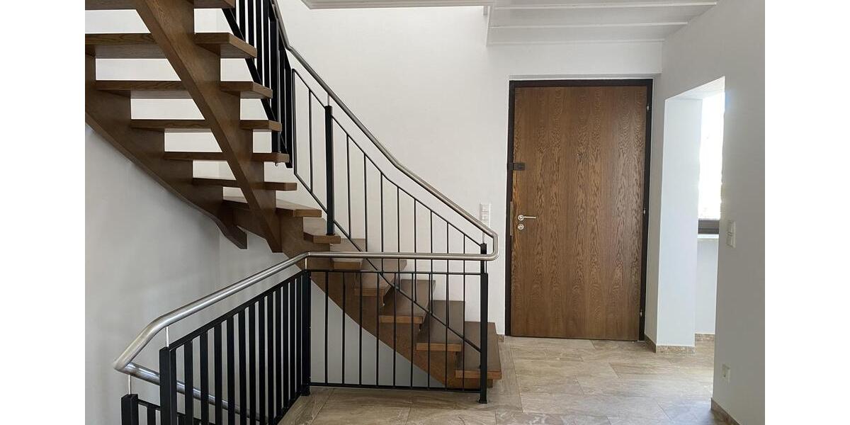 Einfamilienhaus Lappersdorf - 6.5 Zimmer, 160 m&sup2;, 1.850&euro; | Angebot:26648249