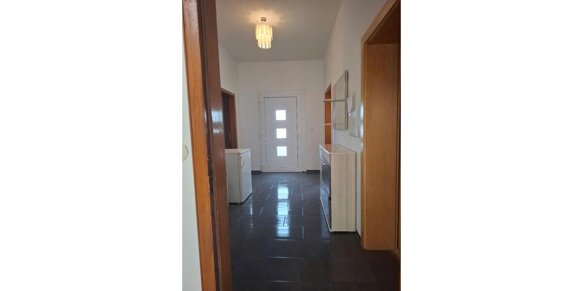 Wohnen auf Zeit Bendorf - 10 Zimmer, 100 m&sup2;, 15&euro; | Angebot:25935595