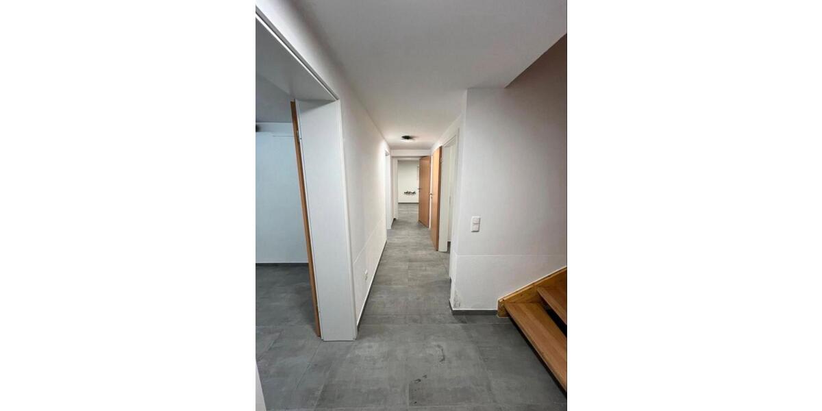 Einfamilienhaus Schleiden - 4 Zimmer, 12 m&sup2;, 1.290&euro; | Angebot:25830713