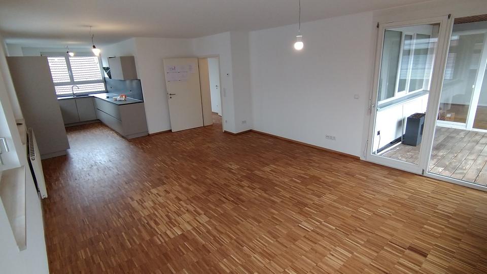 Etagenwohnung Bondorf - 4 Zimmer, 100 m&sup2;, 1.480&euro; | Angebot:25174480