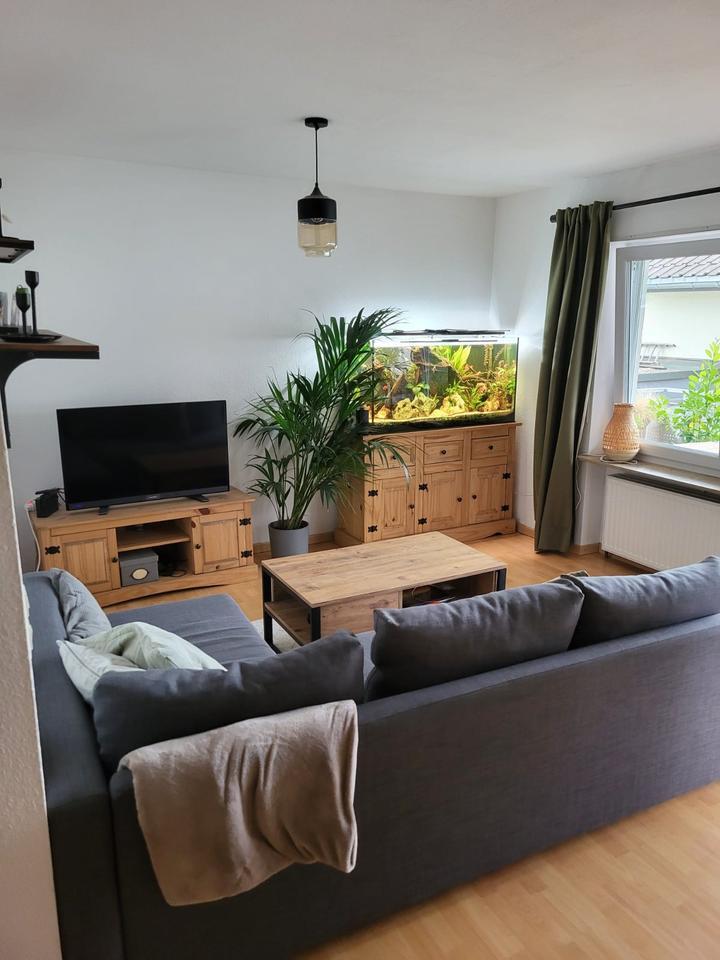 2 Zimmer Einbauküche Balkon Parkplatz EG Wohnung