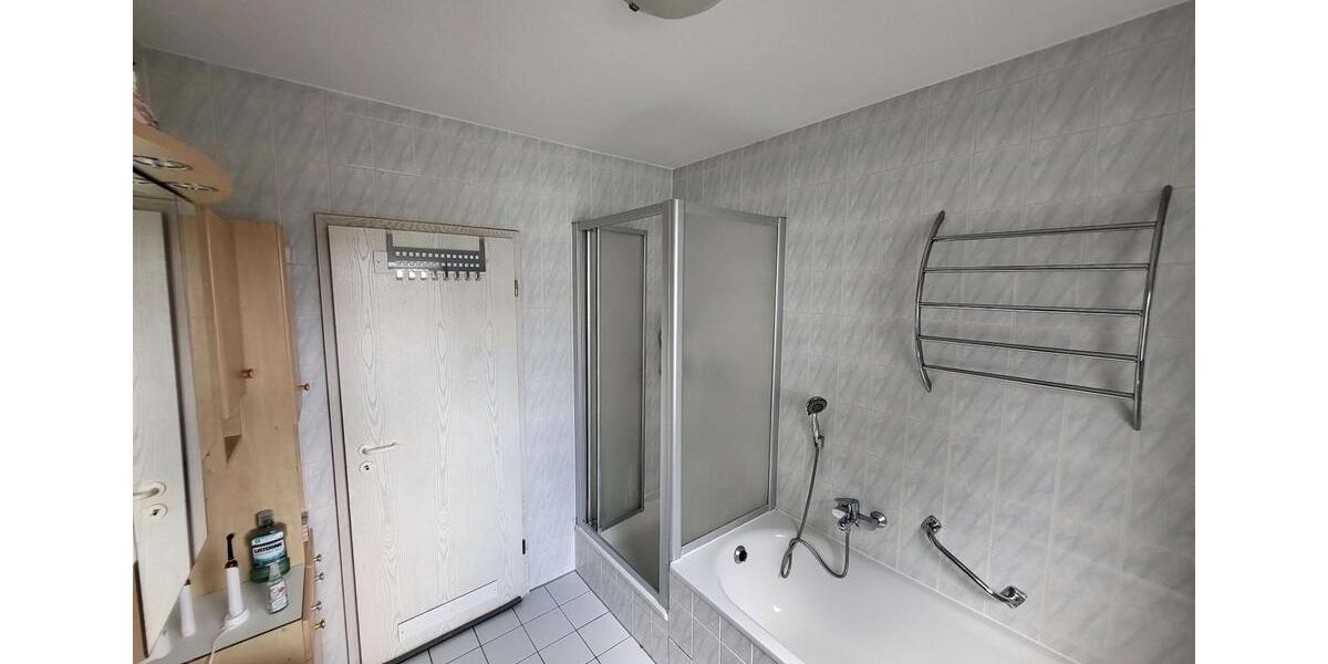 Etagenwohnung Riedstadt - 2 Zimmer, 62 m&sup2;, 670&euro; | Angebot:26252823