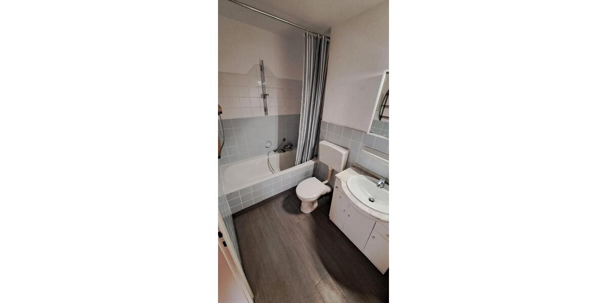Etagenwohnung Krefeld Benrad - 2 Zimmer, 52 m&sup2;, 500&euro; | Angebot:26573032