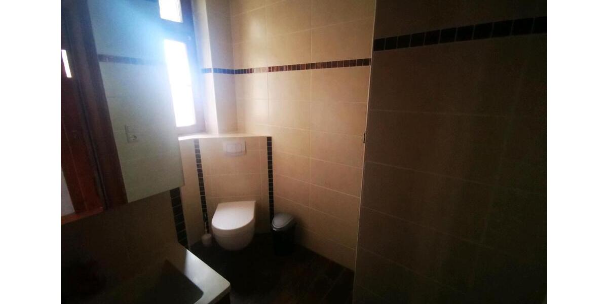 Etagenwohnung Weißenfels - 4 Zimmer, 111 m&sup2;, 660&euro; | Angebot:24533946