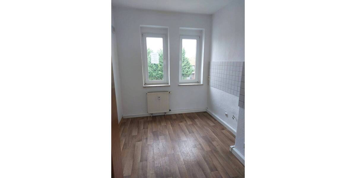 Preiswerte 3-R-Wohnung san.Altbau, ca.67,34 m² mit Balkon In Magd.-Cochstedter str. zu vermieten ..! 3 zimmer
