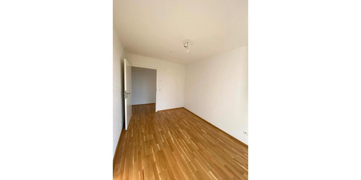 Wohnen auf Zeit Herrenberg - 3 Zimmer, 75 m&sup2;, 690&euro; | Angebot:26543665