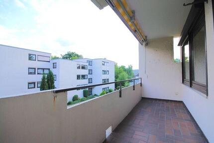 WG-Zimmer in frisch sanierter 4er-WG – Stuttgart-Möhringen