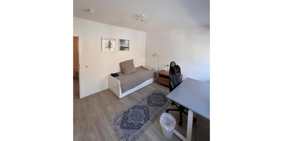 Wohnen auf Zeit Essen Südviertel - 3 Zimmer, 11 m&sup2;, 560&euro; | Angebot:24983399
