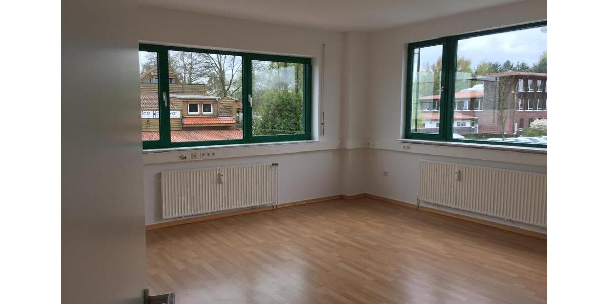 Gewerbeobjekt Isernhagen - 985&euro; | Angebot:25995659