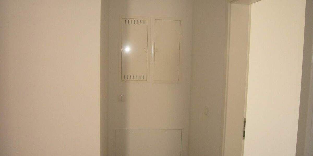 Etagenwohnung Stralsund Tribseer - 3 Zimmer, 90 m&sup2;, 1.170&euro; | Angebot:26641506