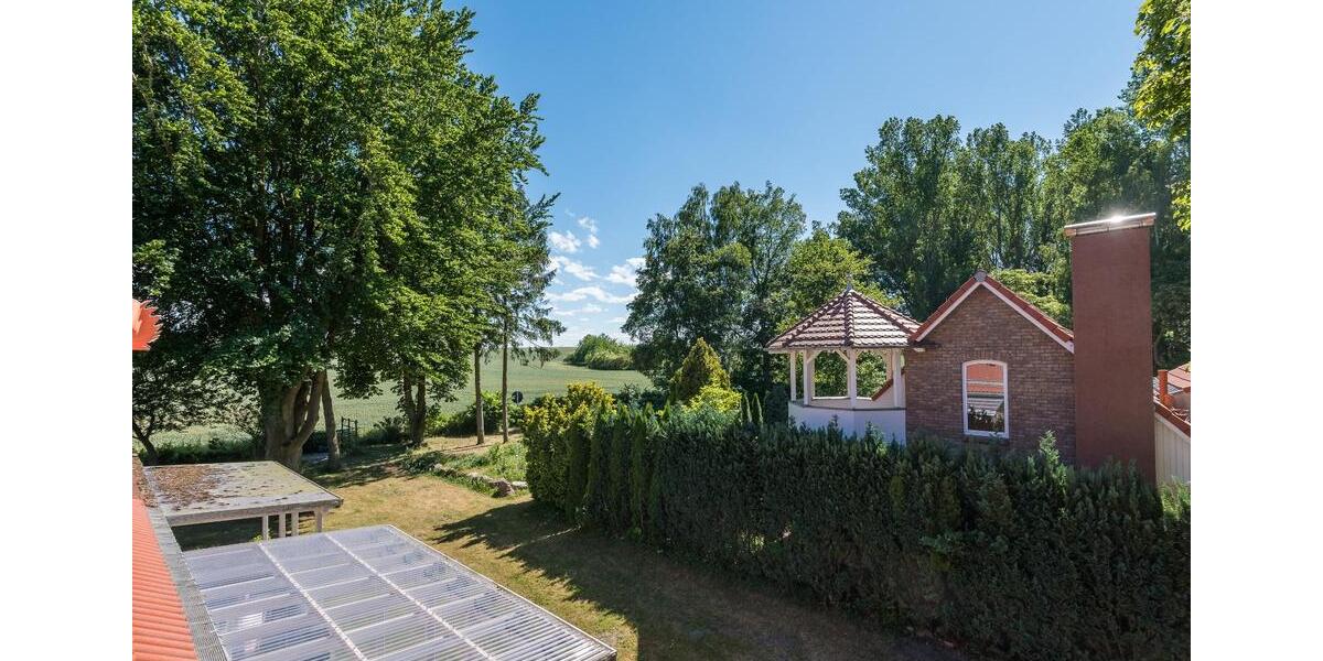 Dachgeschoßwohnung Marlow - 2 Zimmer, 66 m&sup2;, 590&euro; | Angebot:25854224