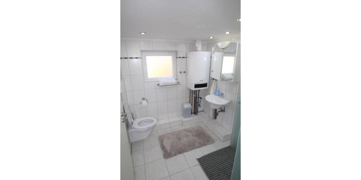 Wohnen auf Zeit Varel - 4 Zimmer, 100 m&sup2;, 22&euro; | Angebot:12327170