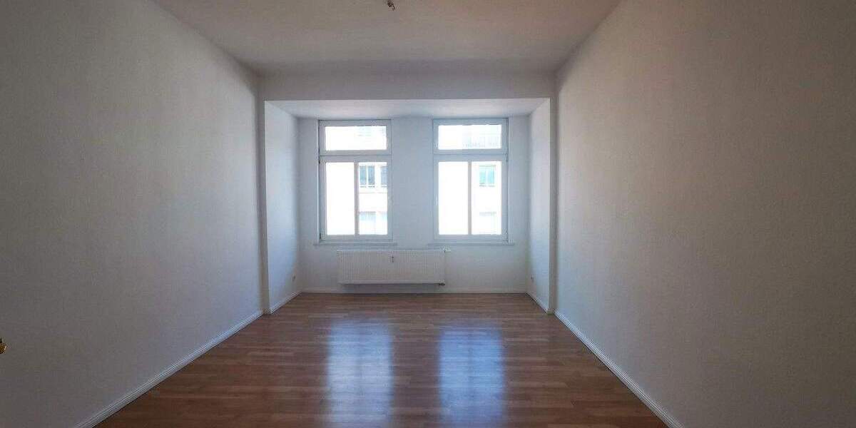 Etagenwohnung Magdeburg Stadtfeld Ost - 4 Zimmer, 105 m&sup2;, 840&euro; | Angebot:25792976