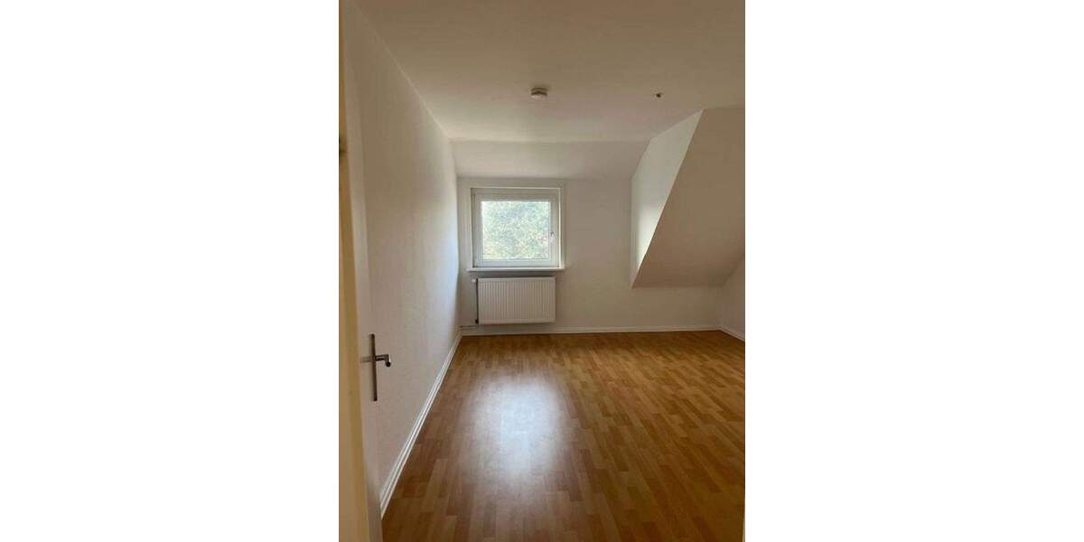 Etagenwohnung Hameln Nordstadt - 3 Zimmer, 81 m&sup2;, 725&euro; | Angebot:25752905