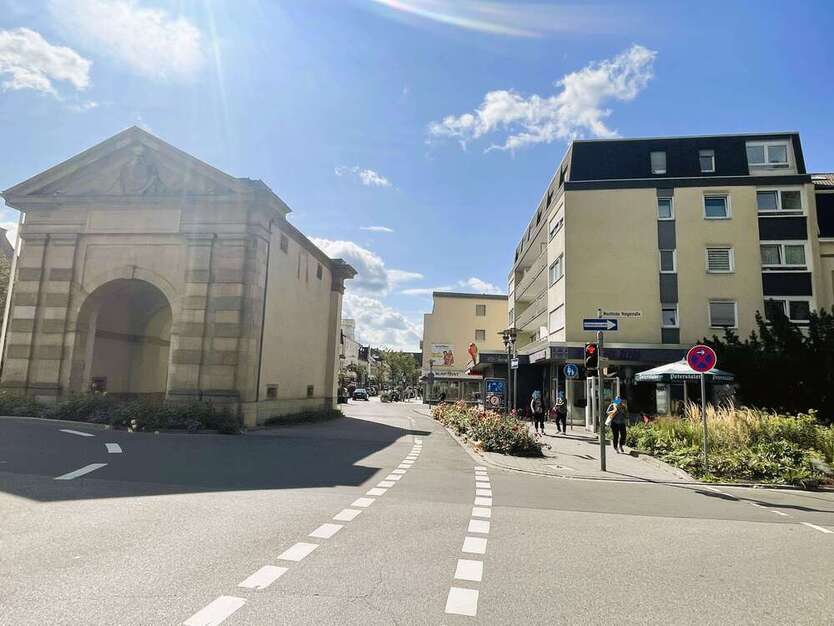 Einzelhandel in Frankenthal 2.300 € 122 m²