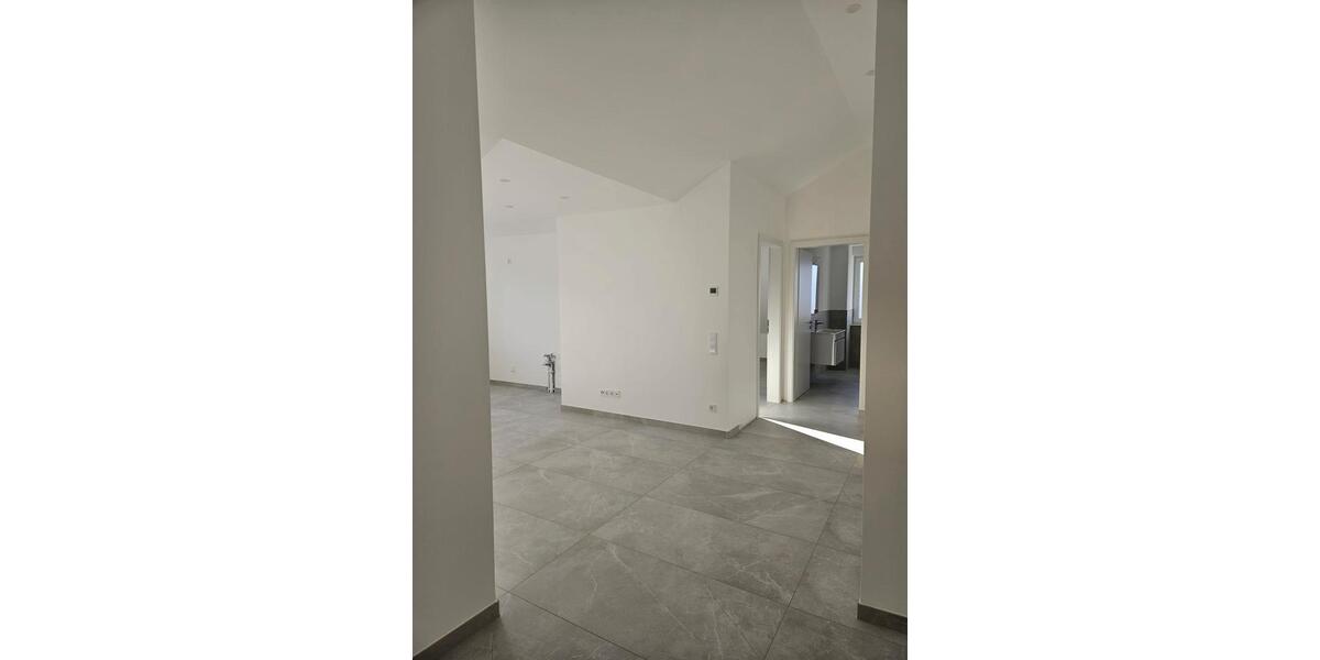 Dachgeschoßwohnung Waldbröl - 2 Zimmer, 48 m&sup2;, 746&euro; | Angebot:26631259
