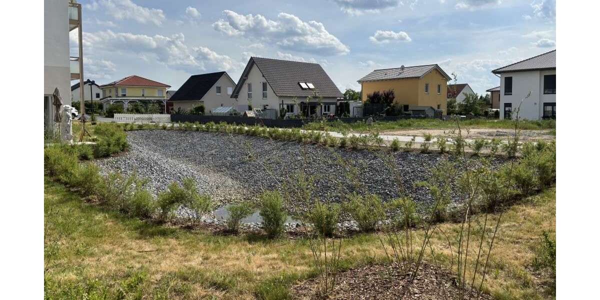 Etagenwohnung Arnsdorf - 2 Zimmer, 65 m&sup2;, 685&euro; | Angebot:24709561