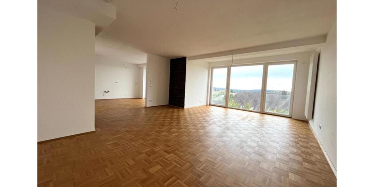 Maisonettenwohnung Tännesberg - 7 Zimmer, 205 m&sup2;, 1.340&euro; | Angebot:25760328