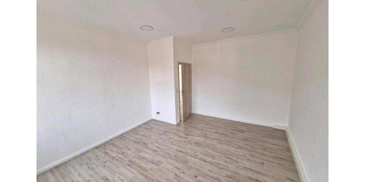 Etagenwohnung Mansfeld - 1 Zimmer, 76 m&sup2;, 548&euro; | Angebot:26678259