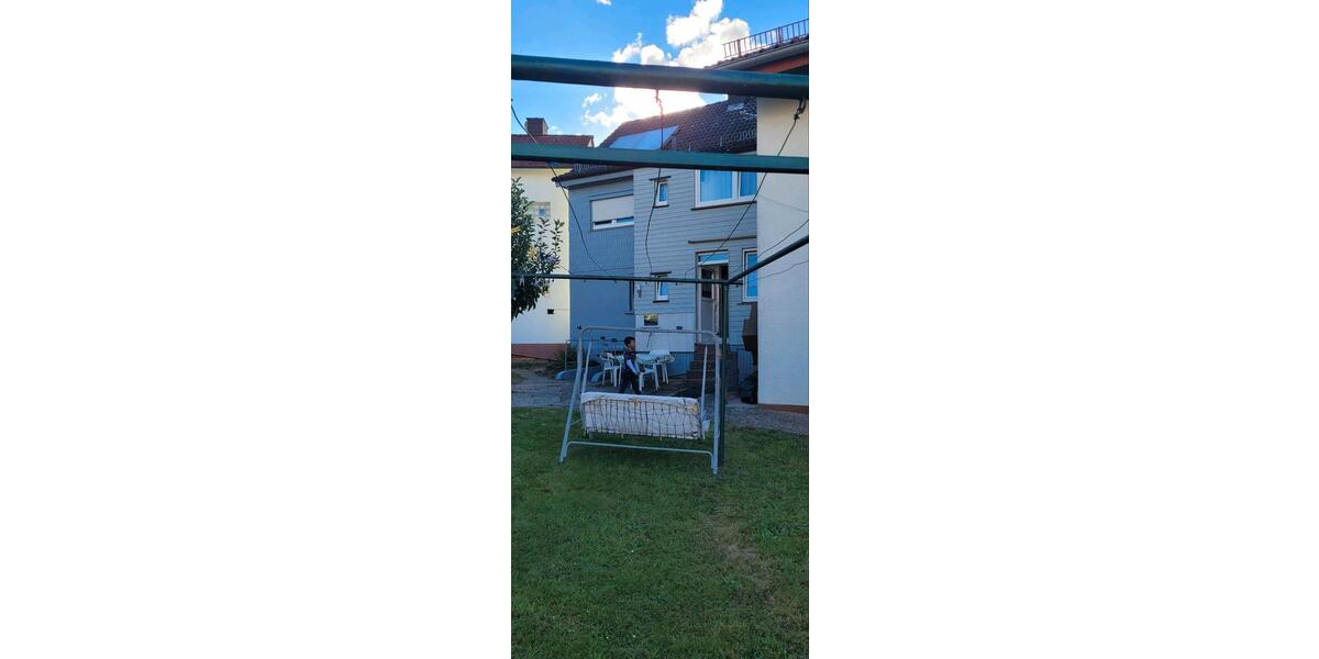 Einfamilienhaus Waldbrunn - 6 Zimmer, 100 m&sup2;, 1.000&euro; | Angebot:25652000
