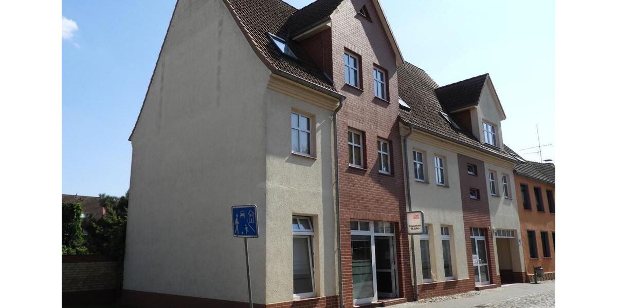 Dachgeschoßwohnung Altentreptow - 4 Zimmer, 114 m&sup2;, 684&euro; | Angebot:24255509