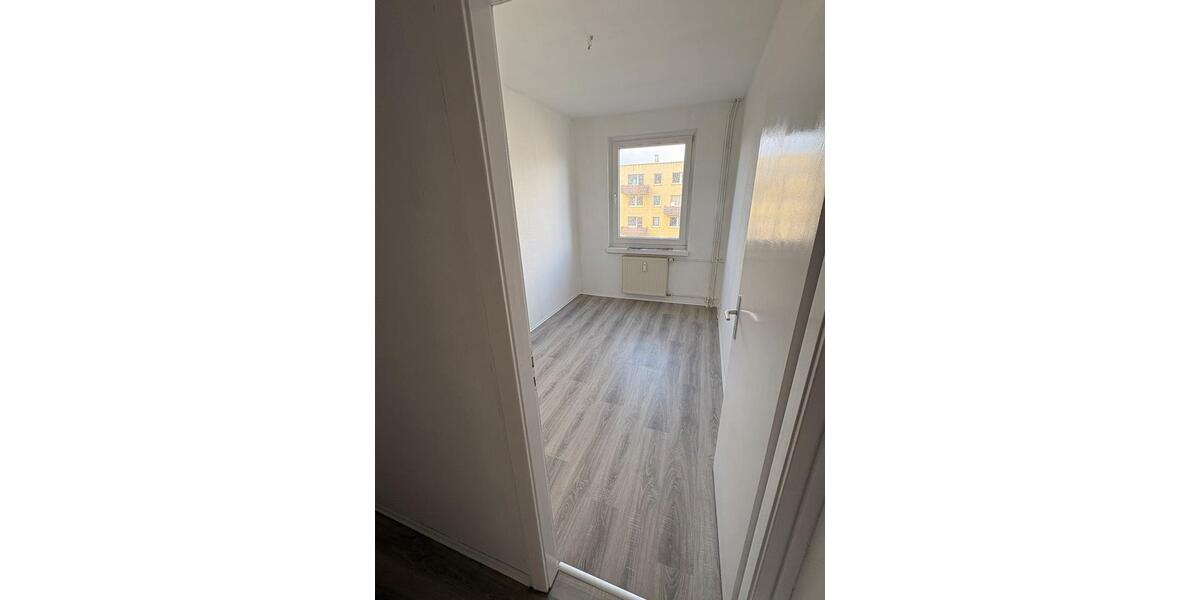 Etagenwohnung Perleberg - 4 Zimmer, 61 m&sup2;, 547&euro; | Angebot:25917838