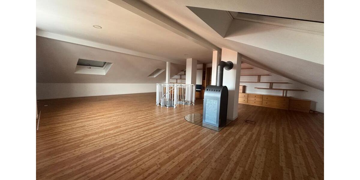 Maisonettenwohnung Schrobenhausen - 4 Zimmer, 122 m&sup2;, 1.350&euro; | Angebot:25971861