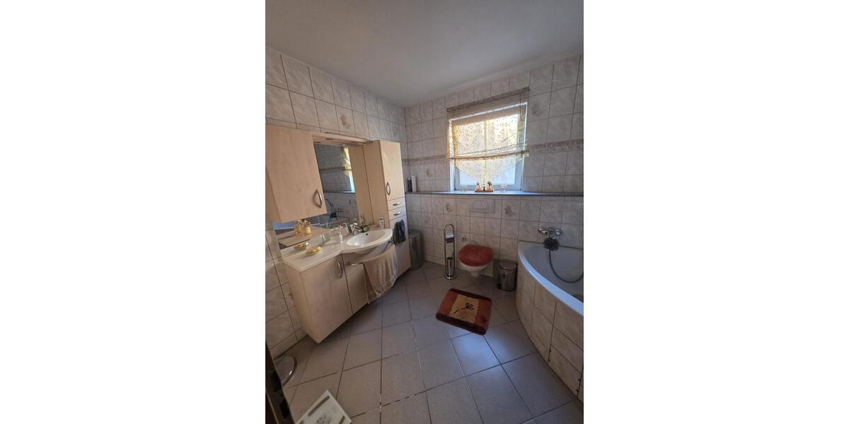 Doppelhaushälfte Lünen Alstedde - 6 Zimmer, 160 m&sup2;, 1.800&euro; | Angebot:25285844