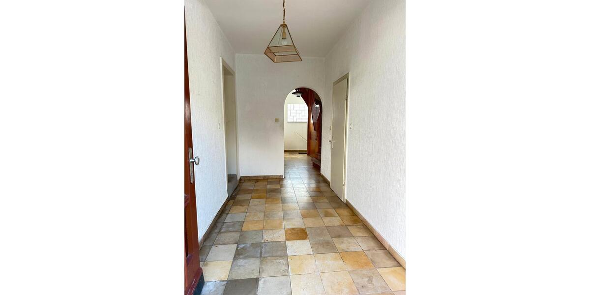 Mehrfamilienhaus, Wohnhaus Fuldabrück - 8 Zimmer, 178 m&sup2;, 1.250&euro; | Angebot:26294804