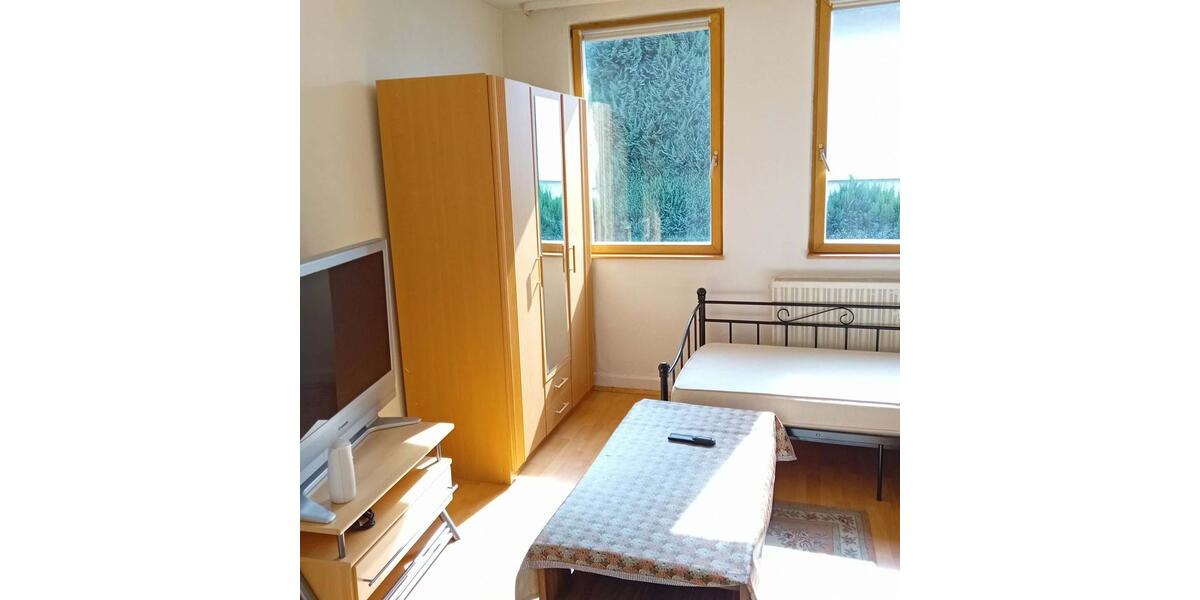 Hochparterre Oberzent - 1.5 Zimmer, 21 m&sup2;, 330&euro; | Angebot:25613837