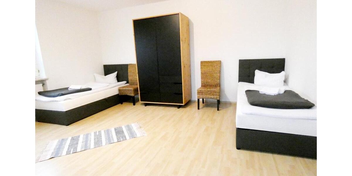 Wohnen auf Zeit Schwandorf - 2 Zimmer, 70 m&sup2;, 17&euro; | Angebot:18415466