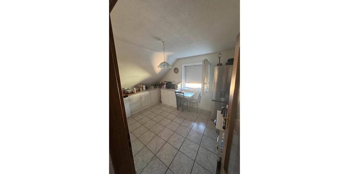 Dachgeschoßwohnung Altbach - 2 Zimmer, 68 m&sup2;, 750&euro; | Angebot:24876922