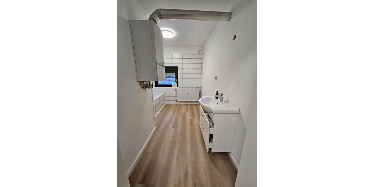 Etagenwohnung Solingen Höhscheid - 2 Zimmer, 51 m&sup2;, 900&euro; | Angebot:26044653